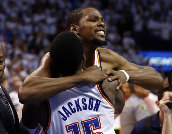 让持球人看 让持球人看